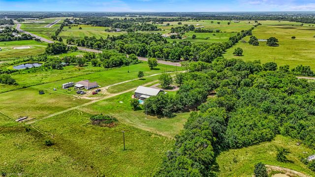 37568 State Highway 64, Wills Point, TX 75169