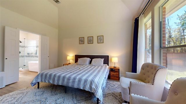28511 E Benders Landing Boulevard, Spring, TX 77386