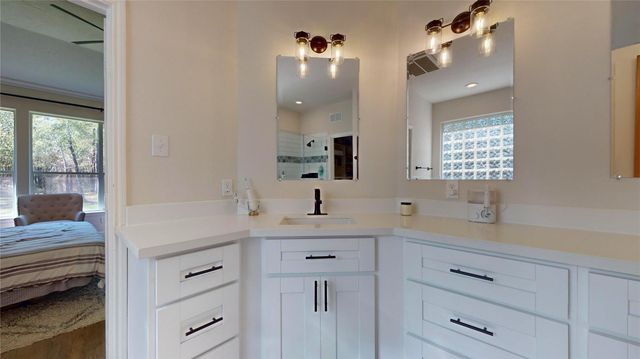 28511 E Benders Landing Boulevard, Spring, TX 77386