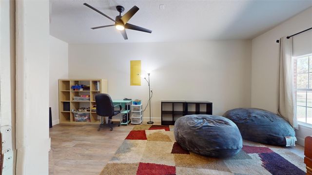 28511 E Benders Landing Boulevard, Spring, TX 77386