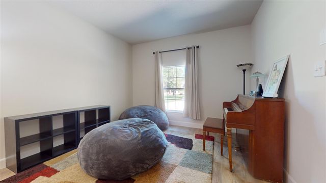 28511 E Benders Landing Boulevard, Spring, TX 77386