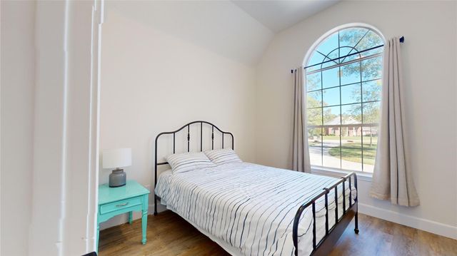 28511 E Benders Landing Boulevard, Spring, TX 77386