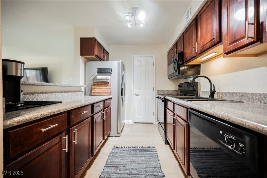 Image 13 of property listing at 2451 North Rainbow Boulevard 2026, Las Vegas, NV 89108