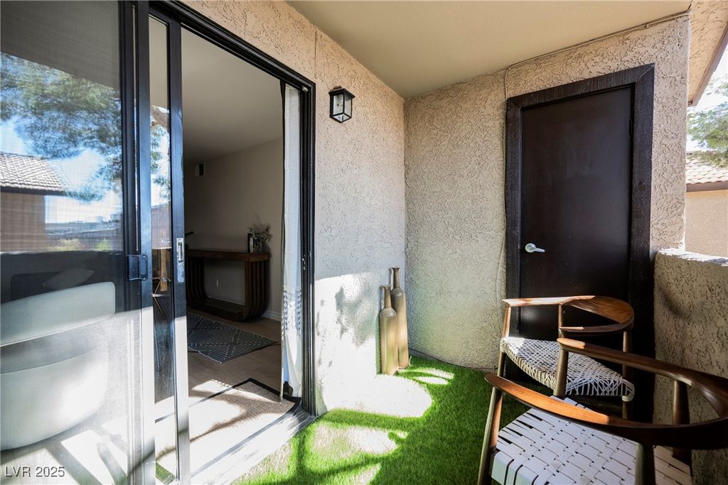 Image 37 of property listing at 2451 North Rainbow Boulevard 2026, Las Vegas, NV 89108