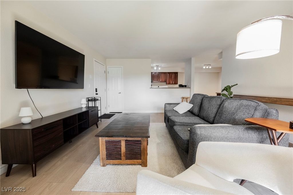Image 9 of property listing at 2451 North Rainbow Boulevard 2026, Las Vegas, NV 89108