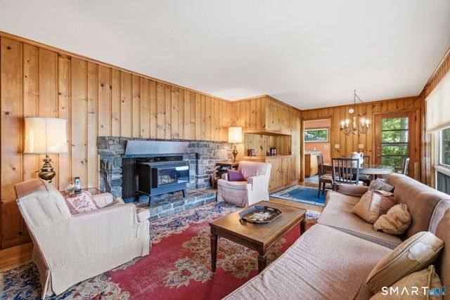 21 Hickory Lane, East Haddam, CT 06423