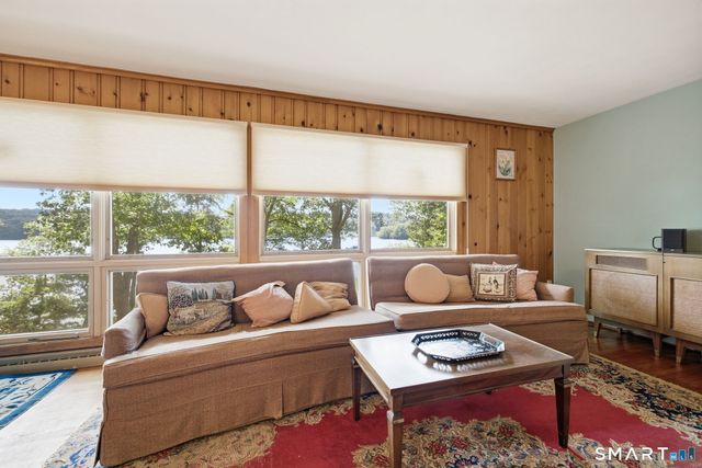 21 Hickory Lane, East Haddam, CT 06423