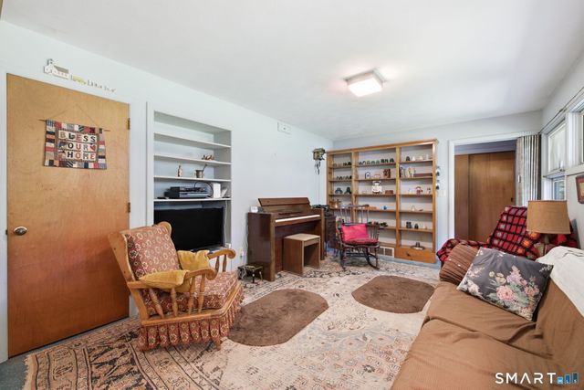 21 Hickory Lane, East Haddam, CT 06423