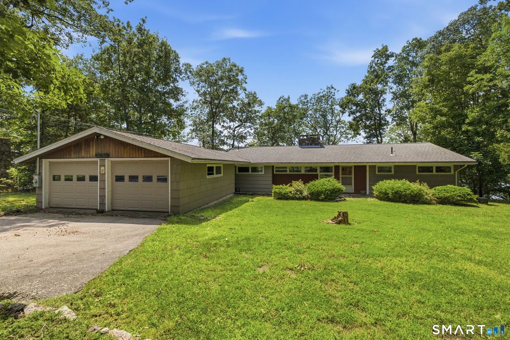 21 Hickory Lane, East Haddam, CT 06423