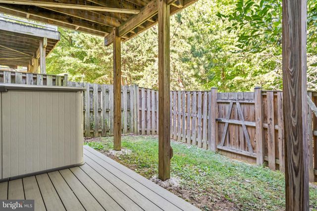 2520 BASIN VIEW LN, Woodbridge, VA 22191