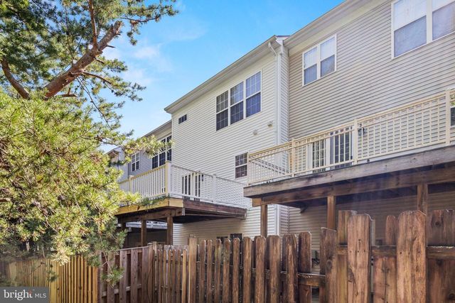 2520 BASIN VIEW LN, Woodbridge, VA 22191