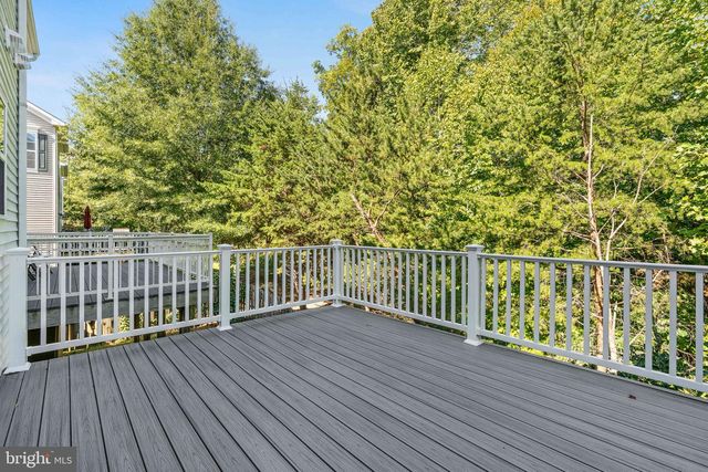 2520 BASIN VIEW LN, Woodbridge, VA 22191
