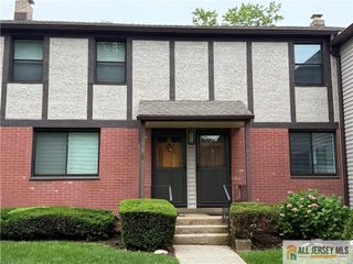 182 Newman Street 2309, Metuchen, NJ 08840