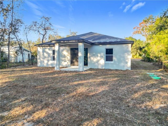 3309 55th ST W, Lehigh Acres, FL 33971