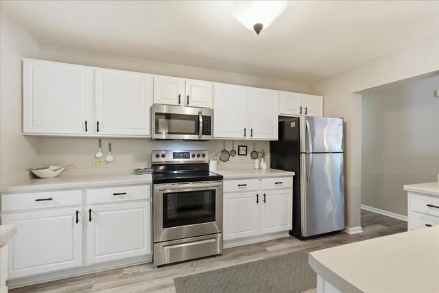 5206 Aspen Way, Madison, WI 53718