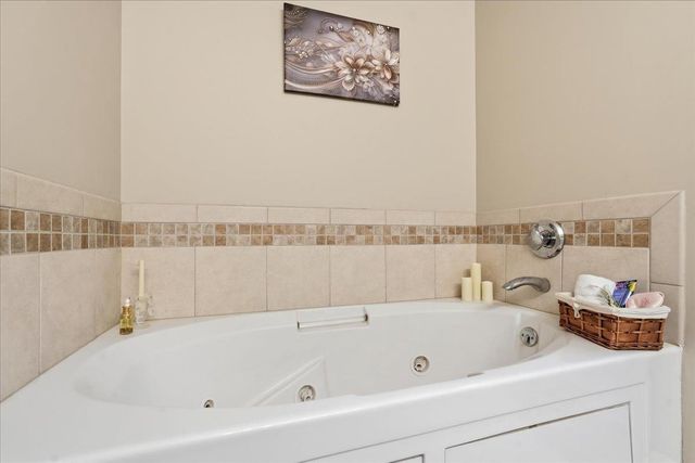 5206 Aspen Way, Madison, WI 53718