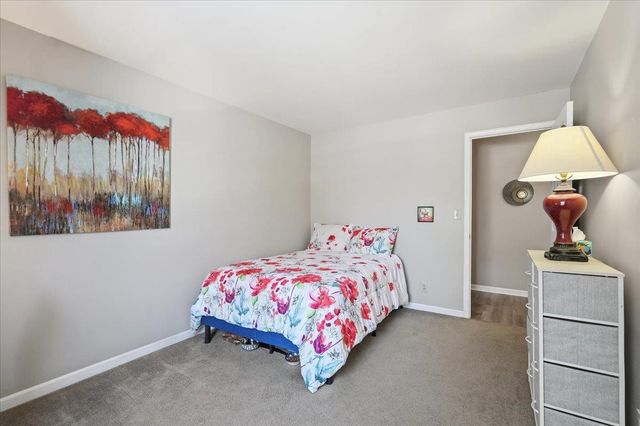 5206 Aspen Way, Madison, WI 53718