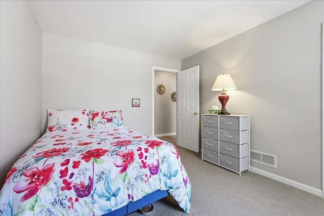 5206 Aspen Way, Madison, WI 53718