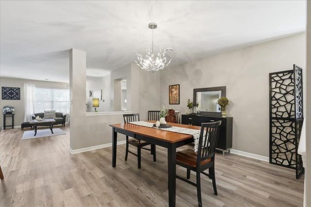 5206 Aspen Way, Madison, WI 53718