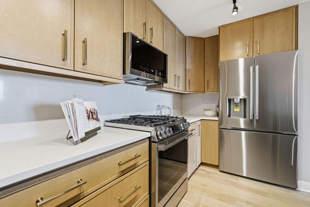 100 3rd Avenue S 2801, Minneapolis, MN 55401