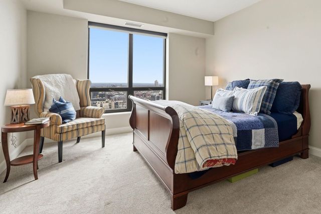 100 3rd Avenue S 2801, Minneapolis, MN 55401