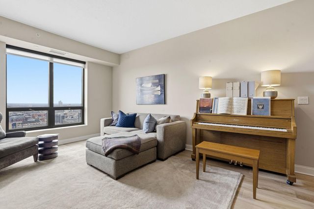 100 3rd Avenue S 2801, Minneapolis, MN 55401