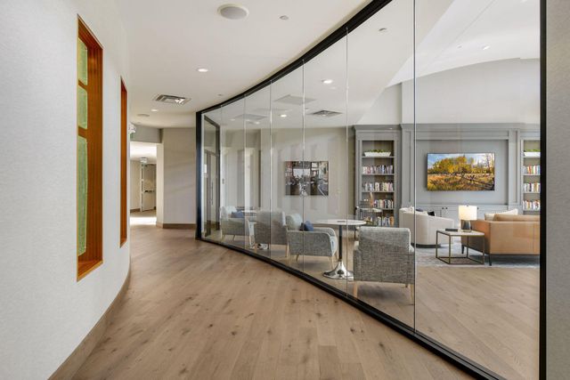 100 3rd Avenue S 2801, Minneapolis, MN 55401