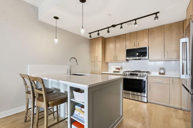 100 3rd Avenue S 2801, Minneapolis, MN 55401