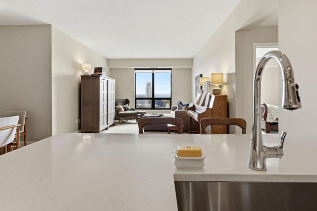 100 3rd Avenue S 2801, Minneapolis, MN 55401