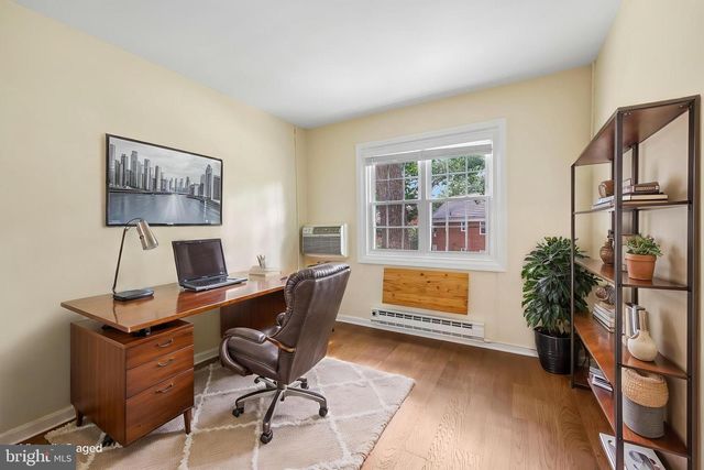 1622 RIPON PL, Alexandria, VA 22302