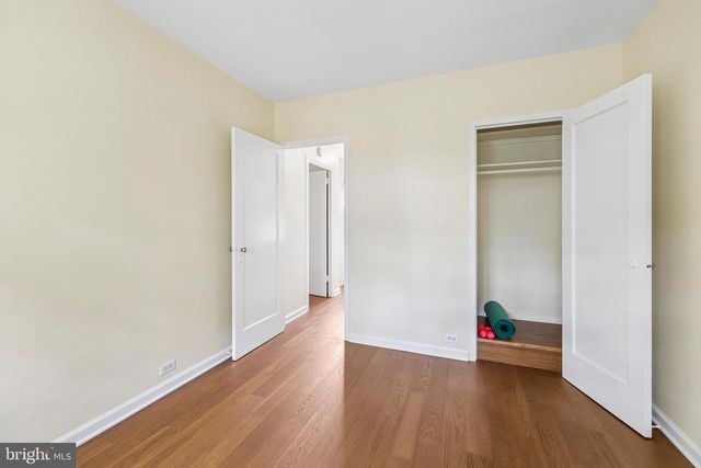 1622 RIPON PL, Alexandria, VA 22302