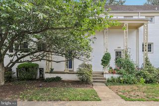 1622 RIPON PL, Alexandria, VA 22302