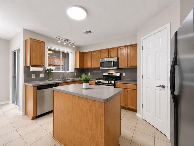 9890 Wing Street, Conroe, TX 77385