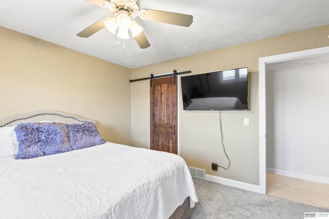 47 Ginger Woods Road, Valley, NE 68064