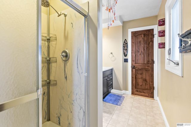 47 Ginger Woods Road, Valley, NE 68064