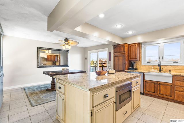 47 Ginger Woods Road, Valley, NE 68064