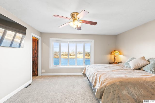 47 Ginger Woods Road, Valley, NE 68064