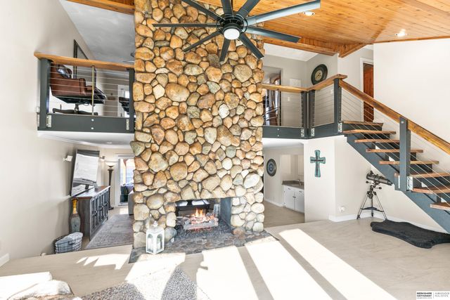 47 Ginger Woods Road, Valley, NE 68064