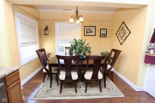 54 W High Street, Mooresville, IN 46158