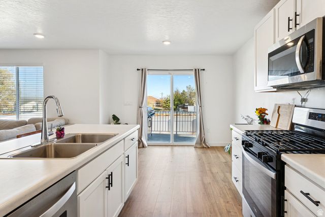 42 N WAYNE WAY, Grantsville, UT 84029