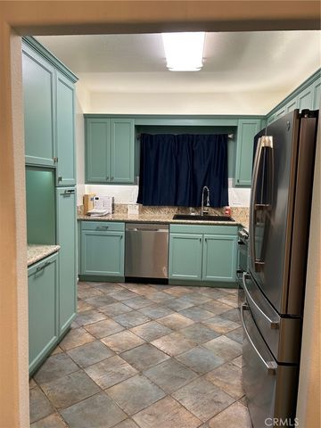 17729 Superior 55, Northridge, CA 91325