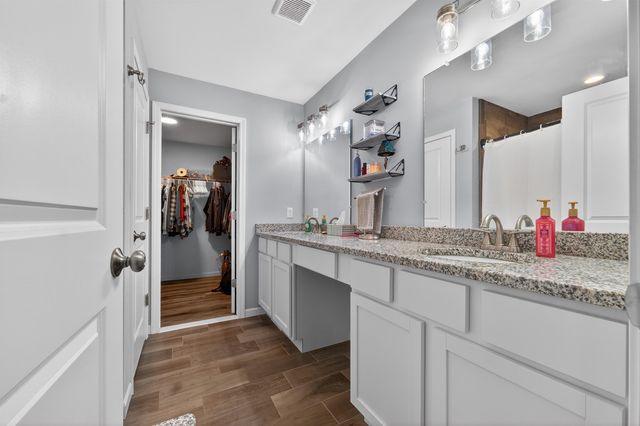 3802 Rolling Hills Drive, Holly Twp, MI 48442