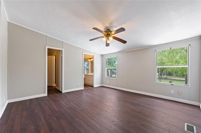 9623 Meadowvine Drive, Houston, TX 77044