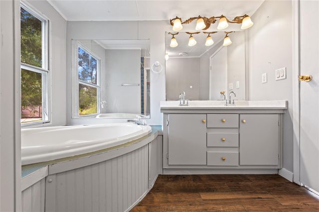 9623 Meadowvine Drive, Houston, TX 77044