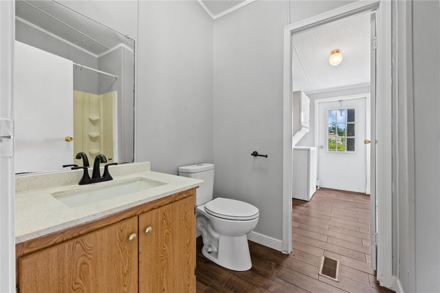 9623 Meadowvine Drive, Houston, TX 77044