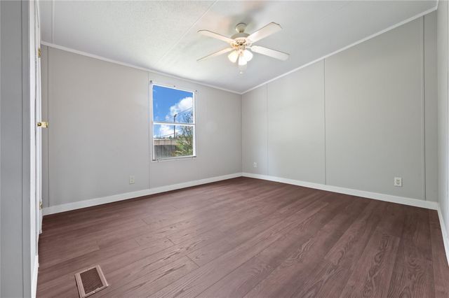 9623 Meadowvine Drive, Houston, TX 77044