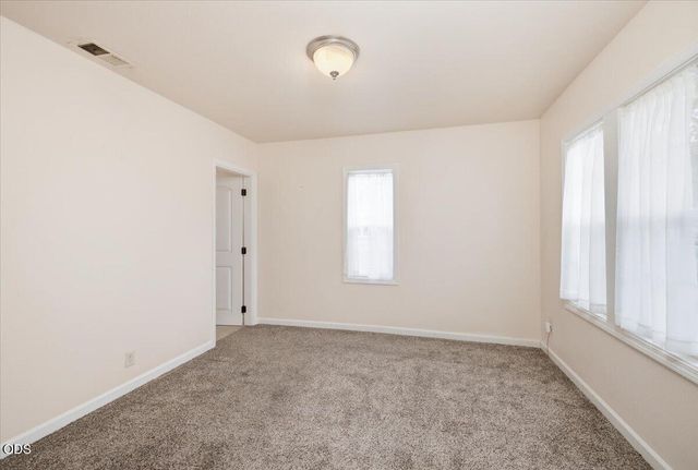 612 S Ivy Street, Medford, OR 97501