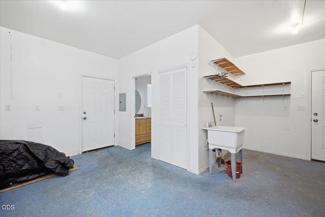 612 S Ivy Street, Medford, OR 97501