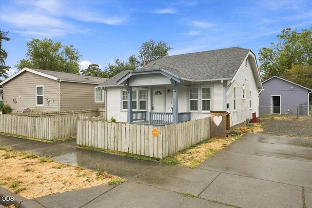 612 S Ivy Street, Medford, OR 97501