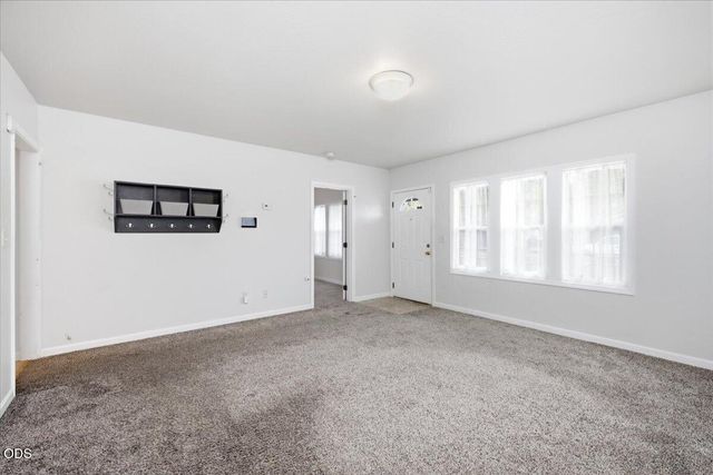 612 S Ivy Street, Medford, OR 97501
